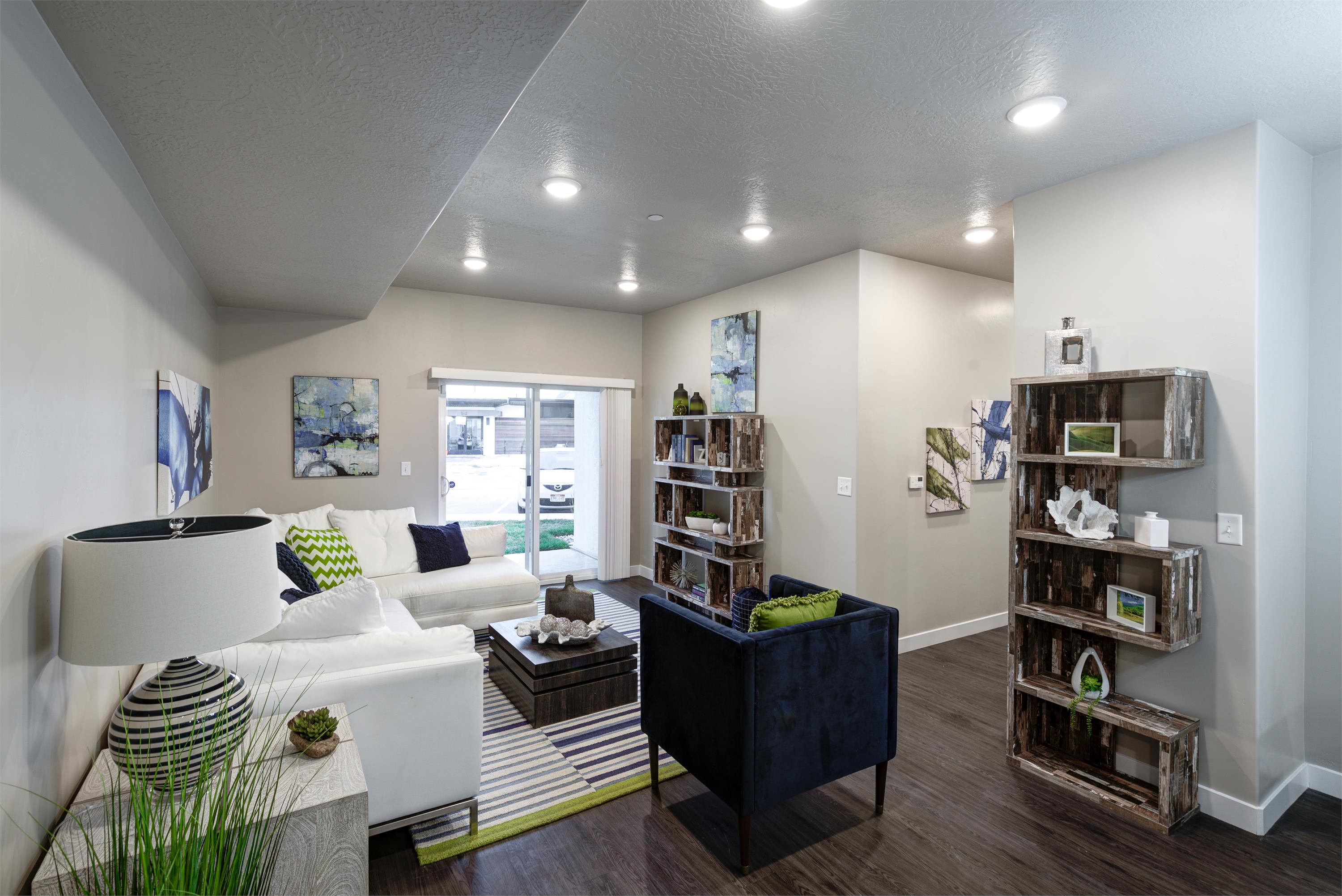 283 N 590 E Unit 103