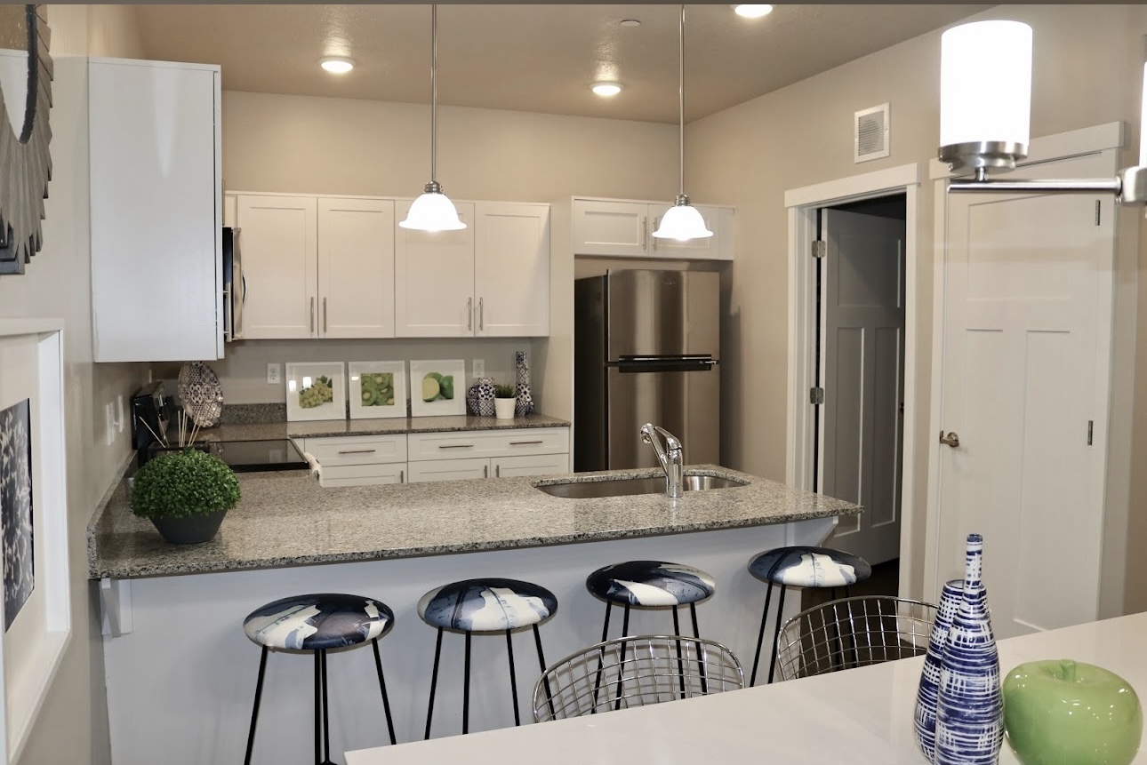279 N 670 E Bldg 1 Unit 107