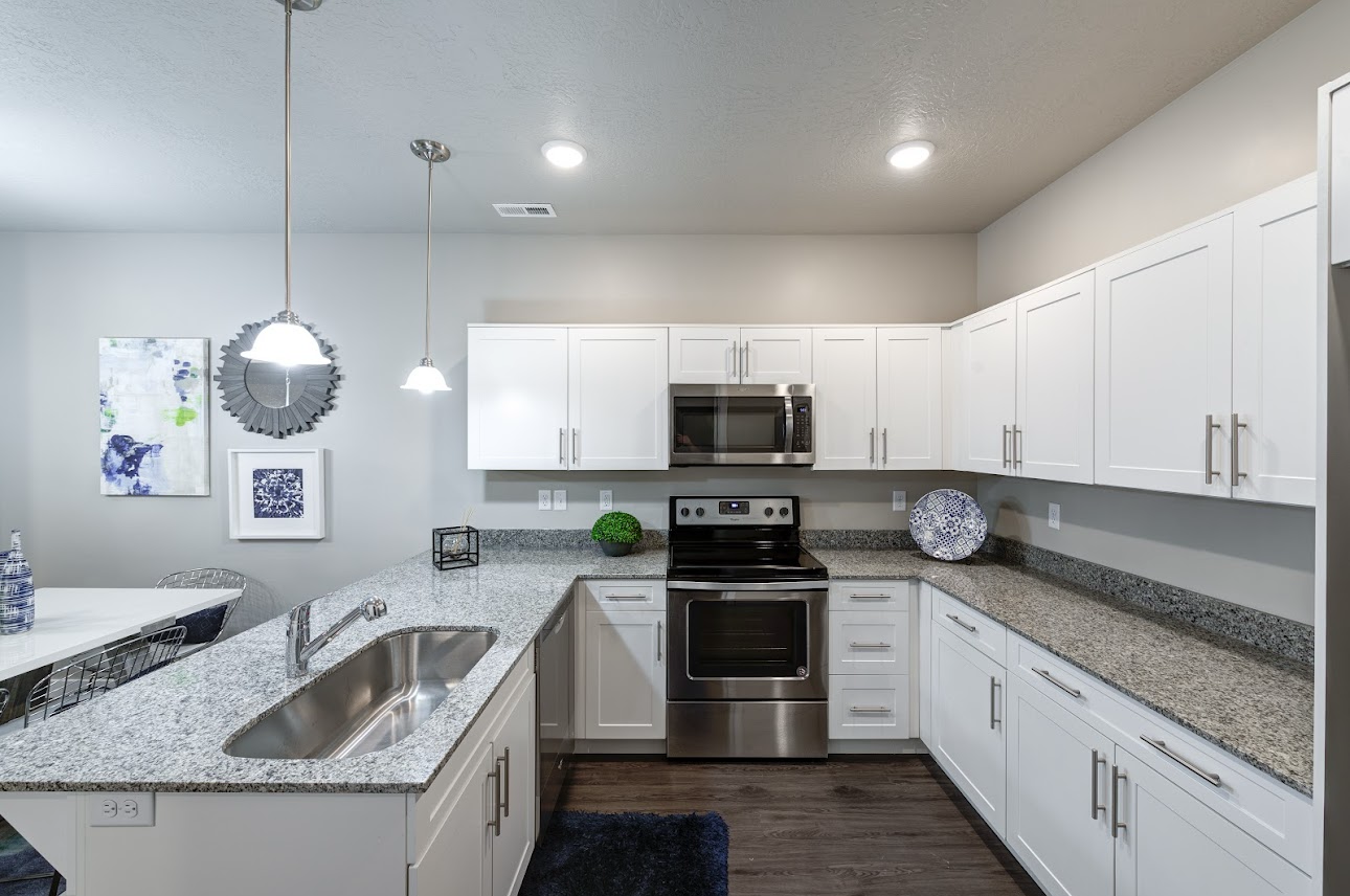 279 N 670 E Unit 108