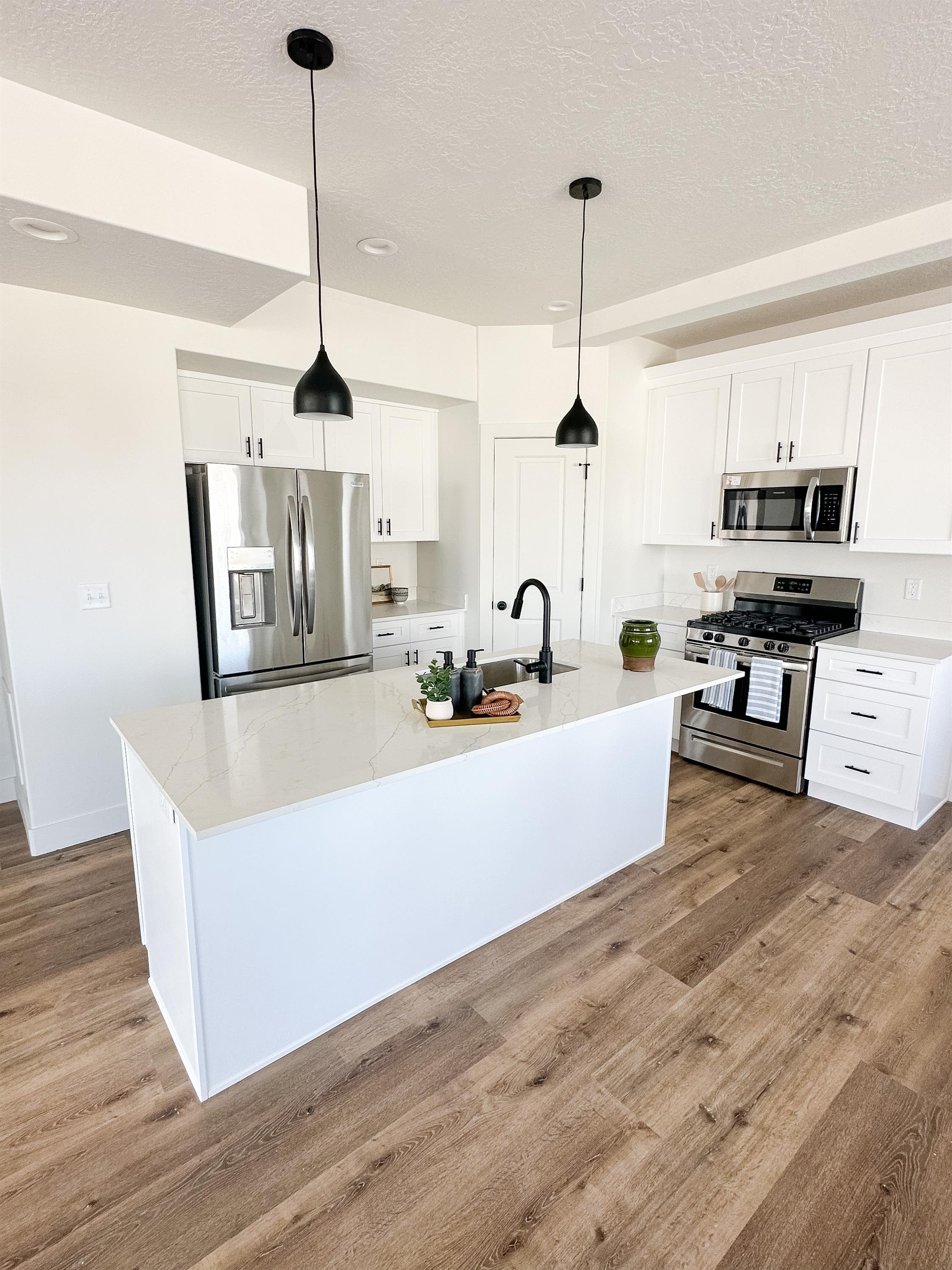 1798 North 510 West - 13